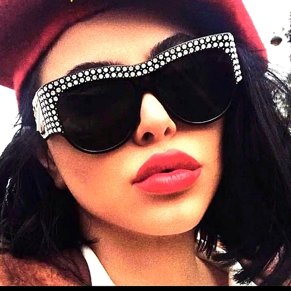 SEXY Full frontal Swarovski Crystal Stunner Shades - Picture 2 of 6